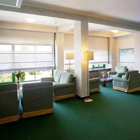 Smart King, By R Collection Hotel