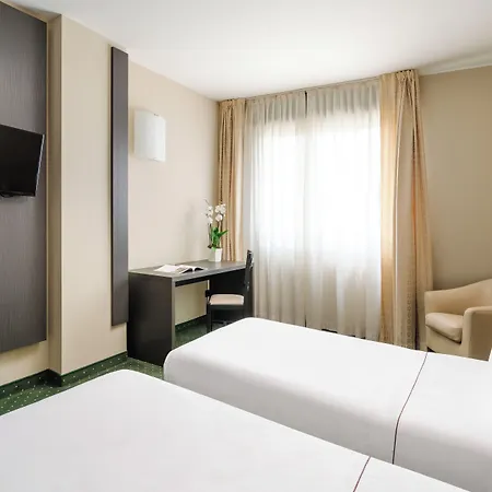Smart King, By R Collection Hotel