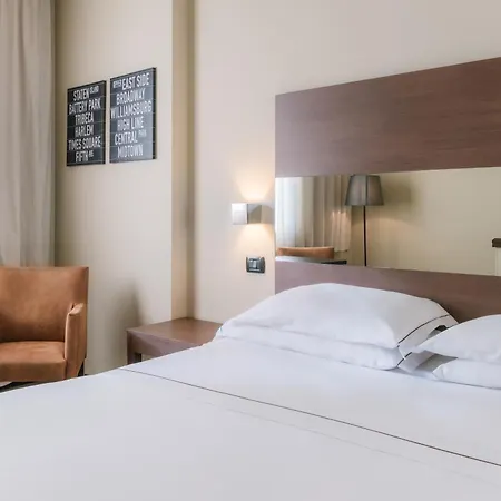 Hotel Smart King, By R Collection 4*