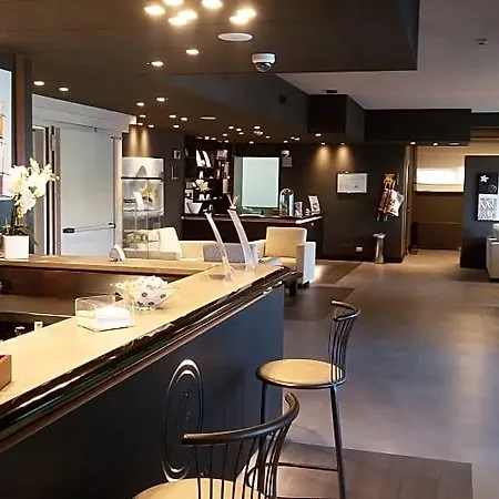 Hotel Smart King, By R Collection 4*