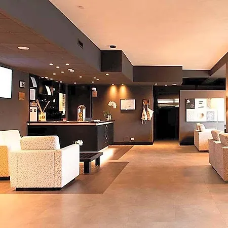 Hotel Smart King, By R Collection 4*