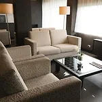 Hotel Smart King, By R Collection