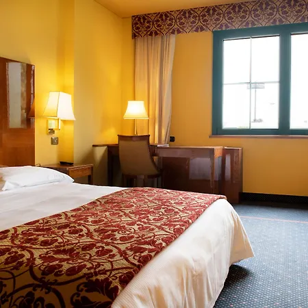 Hotel Smart King, By R Collection 4*