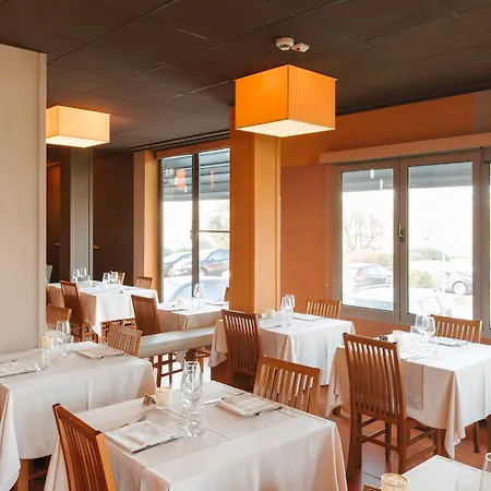 Hotel Smart King, By R Collection Varedo